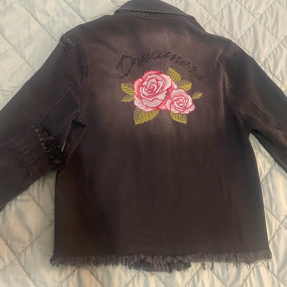 Love Tree Black Cropped Jeans with Pink Floral Embroidery - Picture 2 of 5